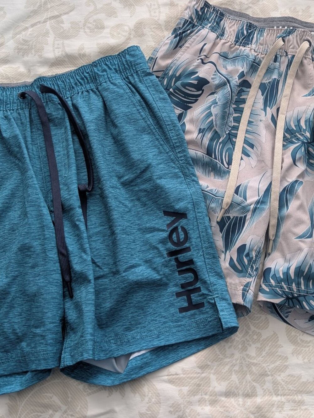 Hurley men's swimsuits, fully lined - SET OF 2, size medium, 8" inseam